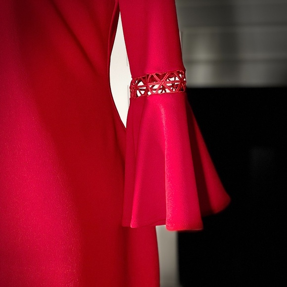 NWOT - CALVIN KLEIN BELL SLEEVE SHEATH DRESS - Picture 9 of 11